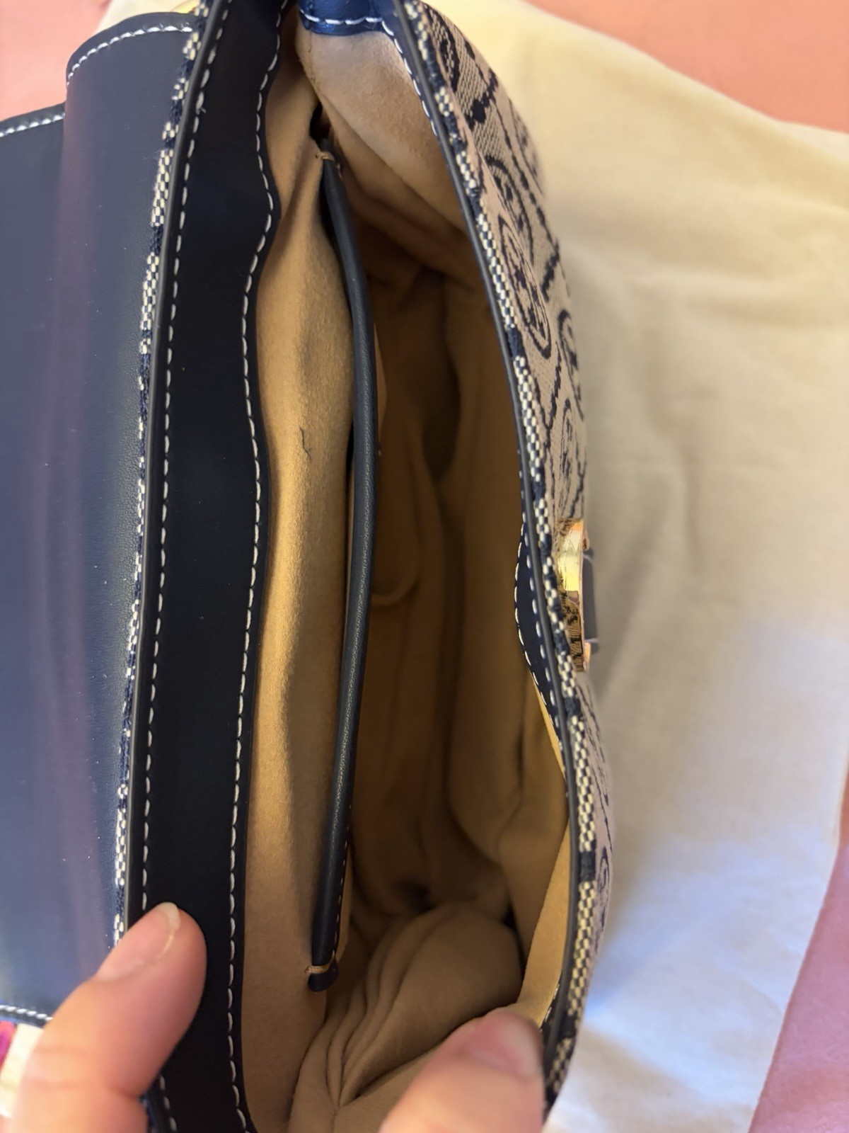 Tory Burch T MONOGRAM SOFT SMALL SHOULDER BAG