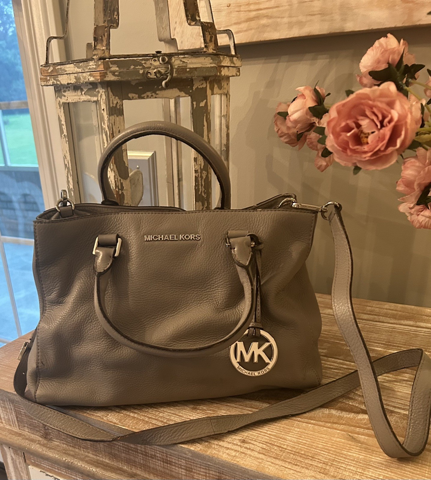 Michael Kors Pearl Gray Saffiano Leather Medium Savannah Satchel FREE WALLET