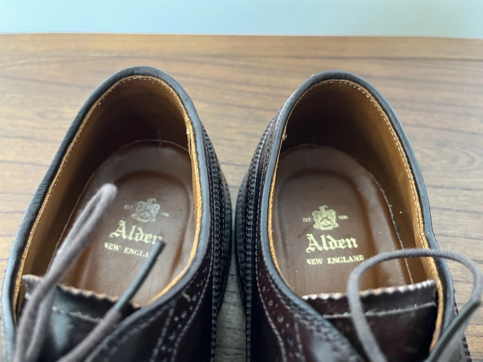 Alden Men’s Size 9 B D Wingtip Leather Oxford Shoes 975 Made in New England USA