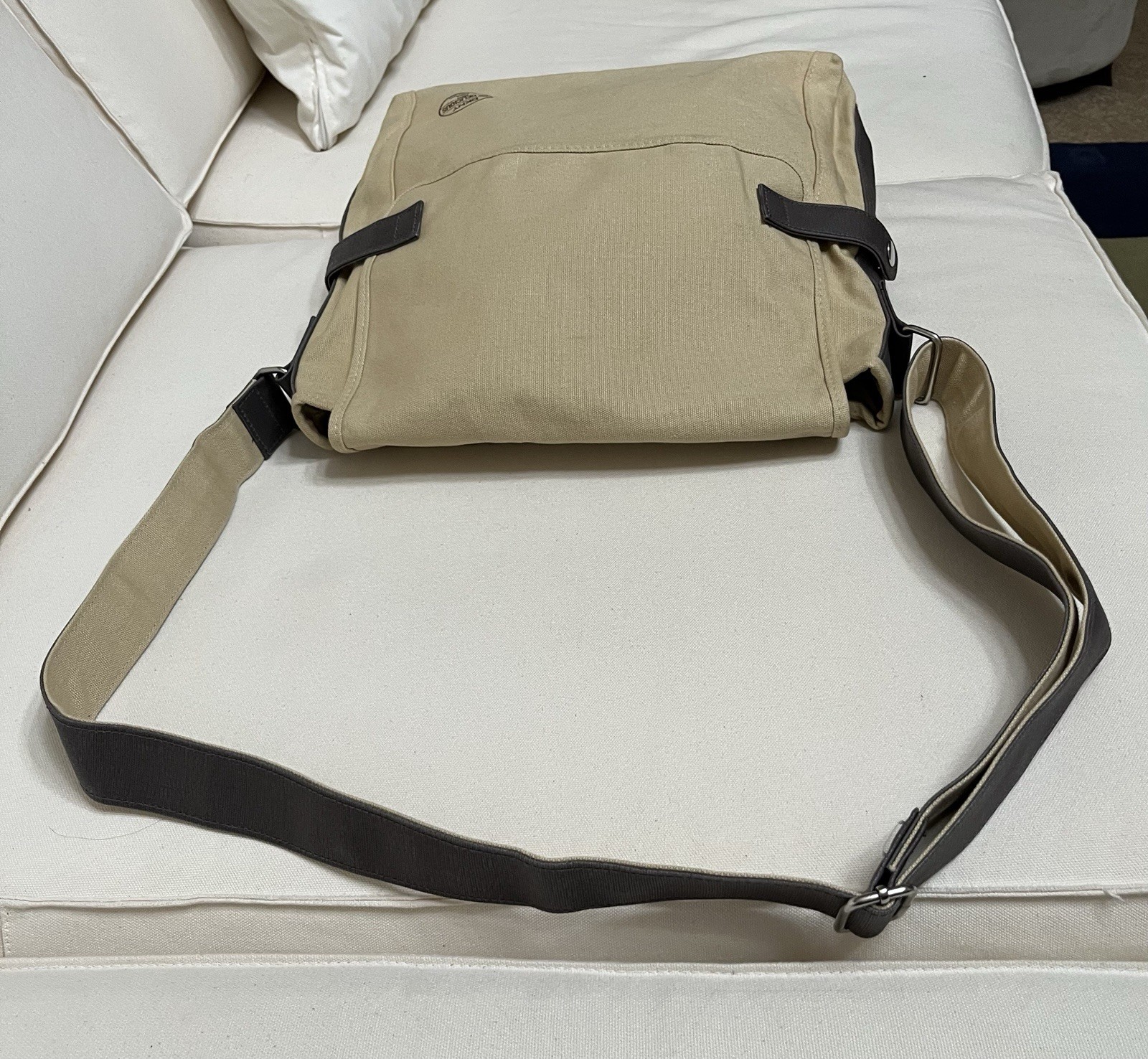 NEW DKNY Mens 100% Cotton Lined Adjustable Strap Crossbody Bag