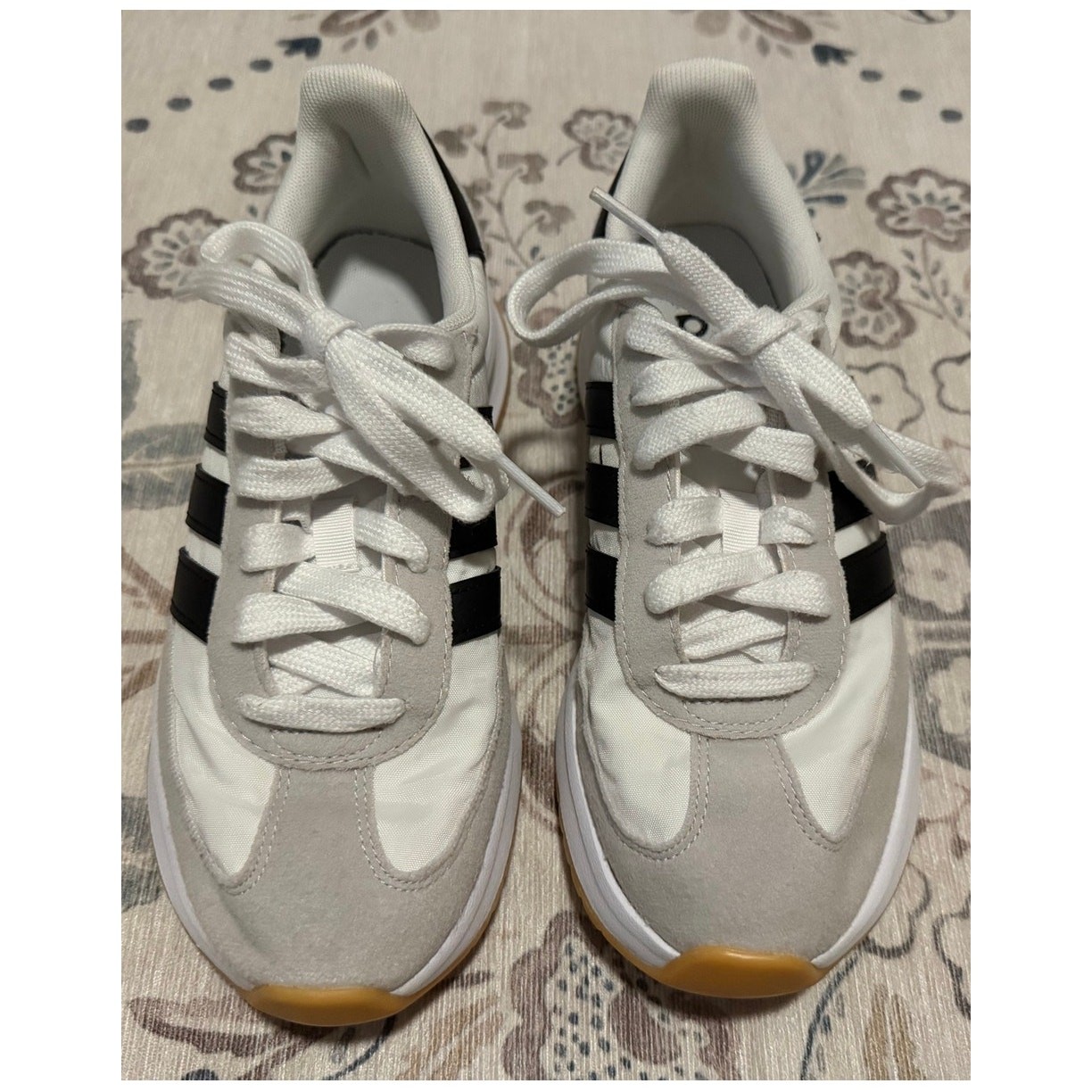 Adidas Run 70s 2.0 Sneakers Size 5Y White Black Grey Retro JI2266