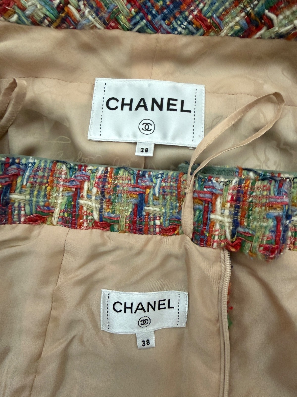 11K Authentic Chanel 2017 Spring “Data Center” Runway Fantasy Tweed Skirt Suit