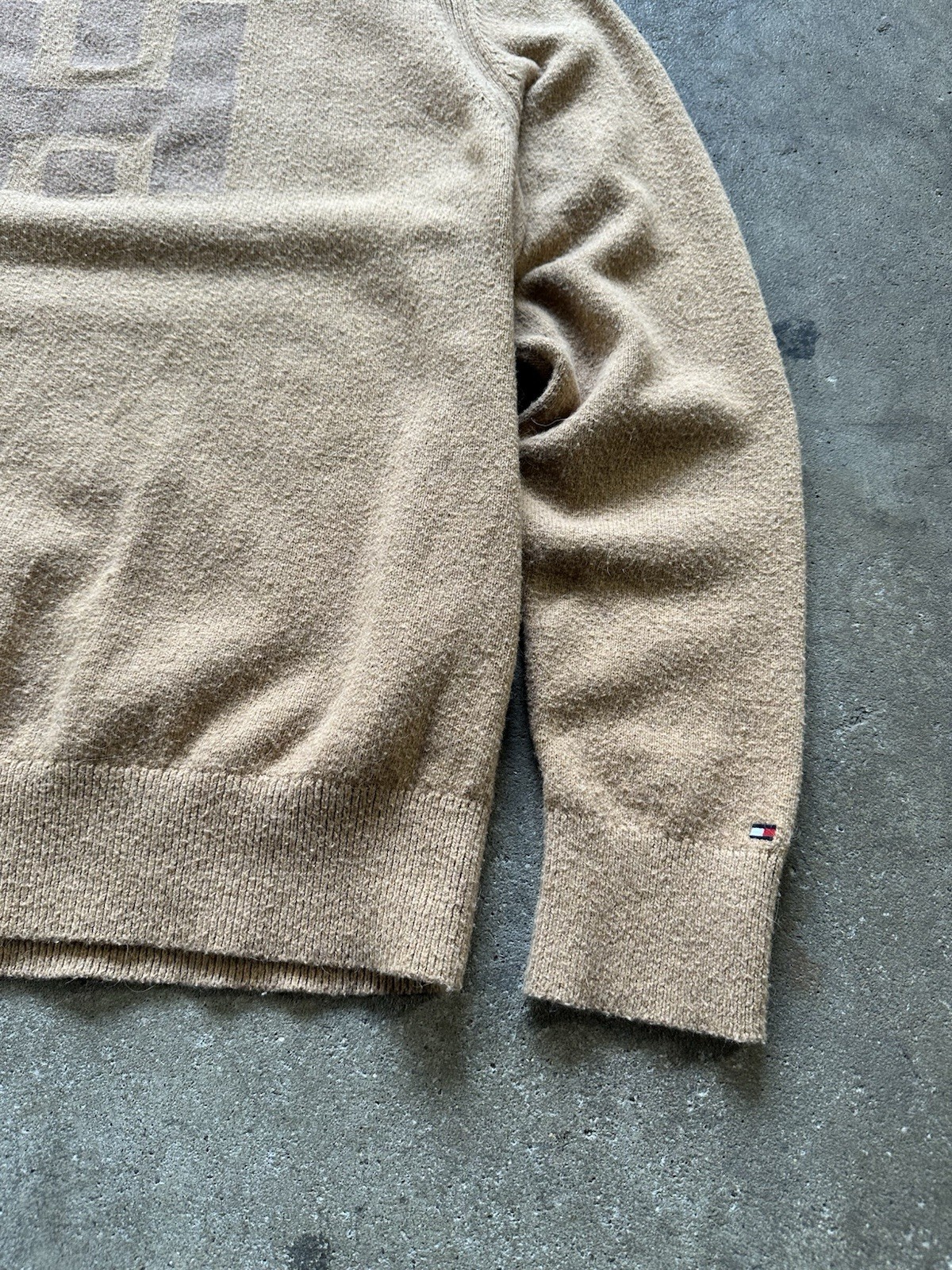 Vintage 2000s Y2K Tommy Hilfiger Embroidered Logo Knit Sweater Sweatshirt Brown