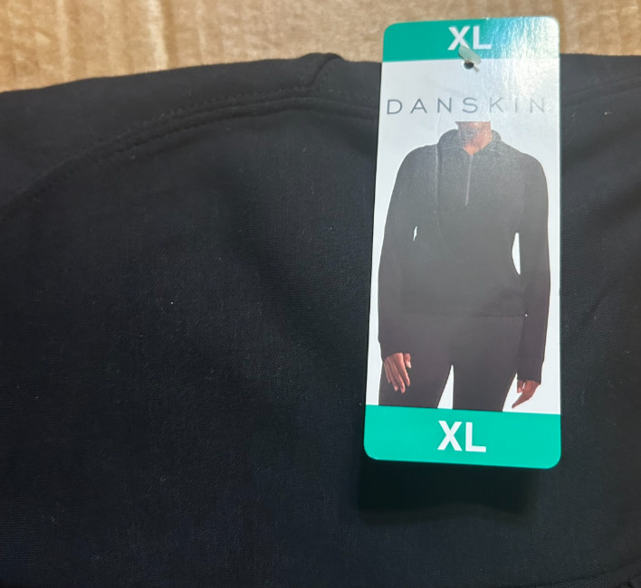 Danskin Women’s Luxe Half Zip Pullover Top Black Size XL
