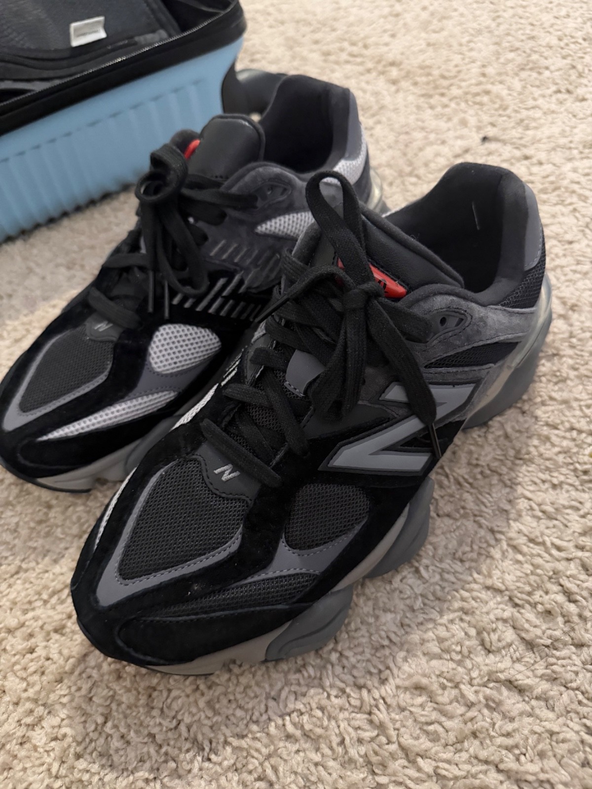 Size 9 – New Balance 9060 Black Castlerock