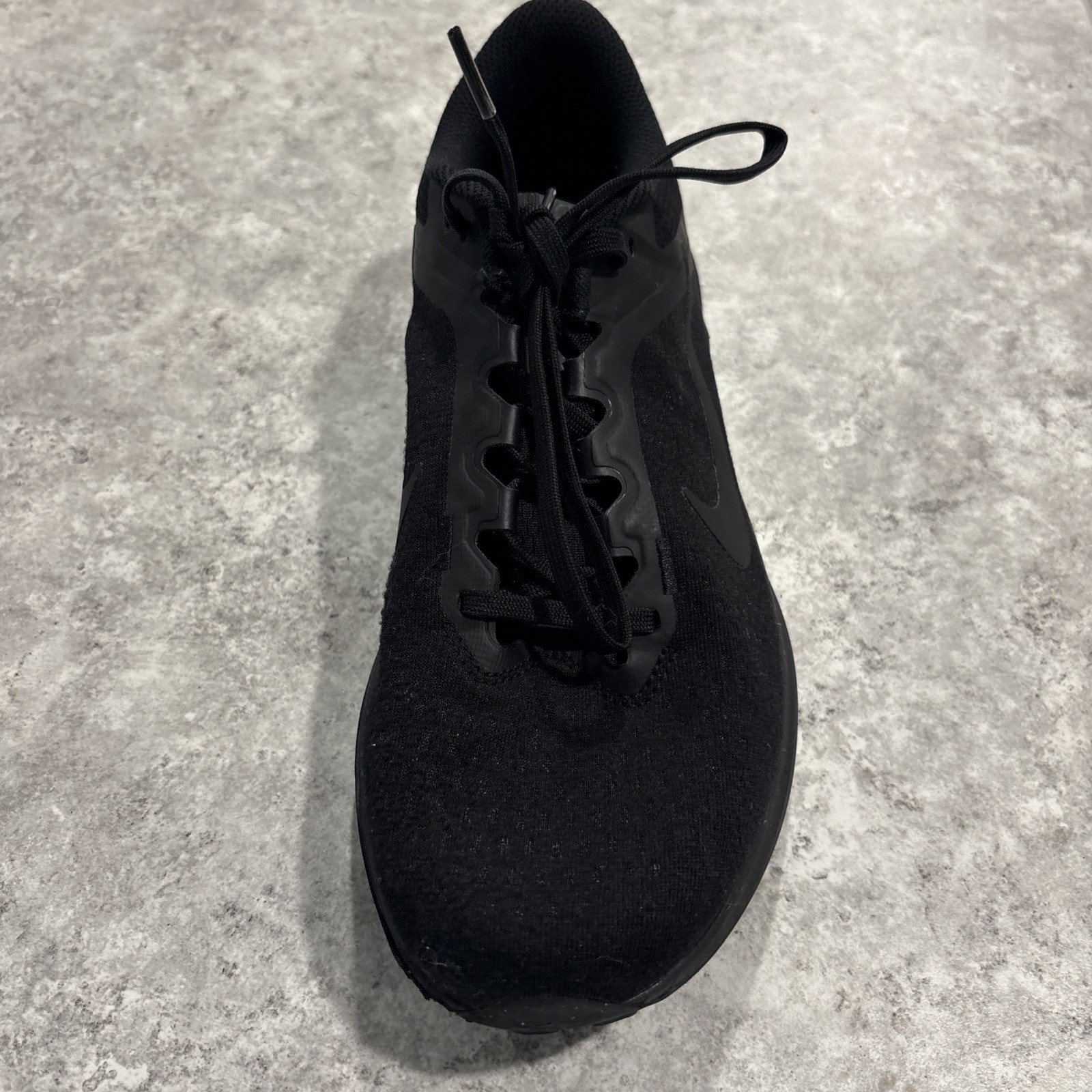 Nike Winflo 10 Men’s Size 9.5 Black Running Shoes DV4022-001 Light Usage