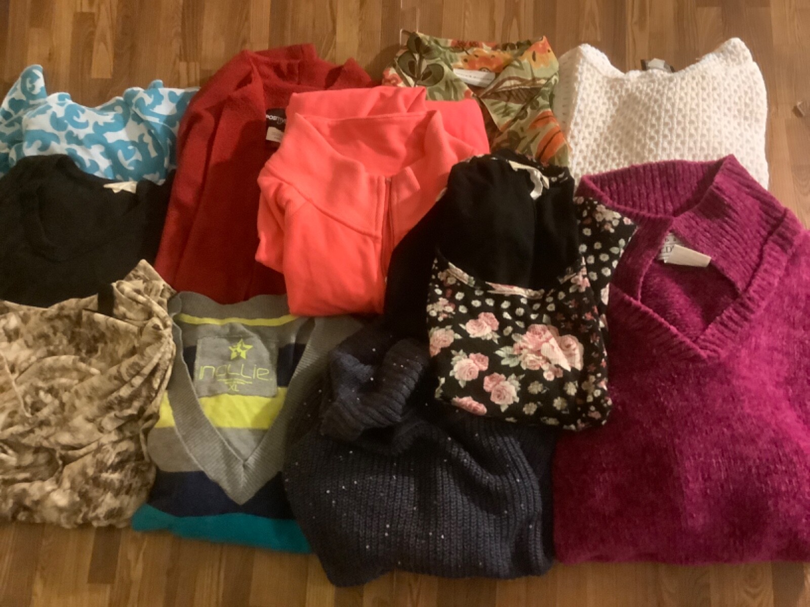 Huge Woman’s Lot of 11 Pieces Of Clothes. Random Mix Size & Brands