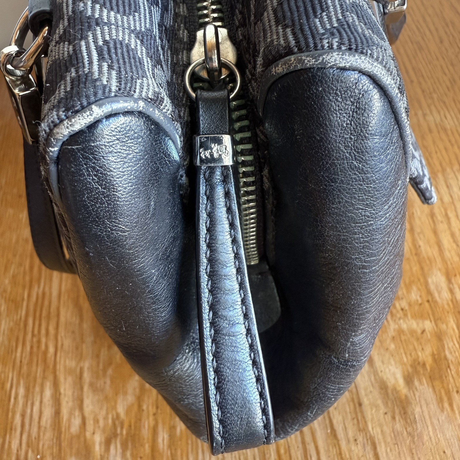 COACH Purse Madison Madeline Satchel/ Black and Grey 25215