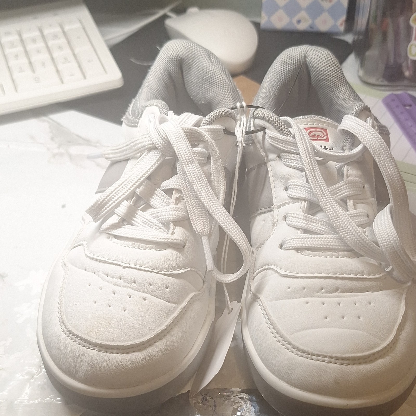 Ecko unltd. Boys White/Gray Low Top Lace-Up Sneakers US 2 Medium
