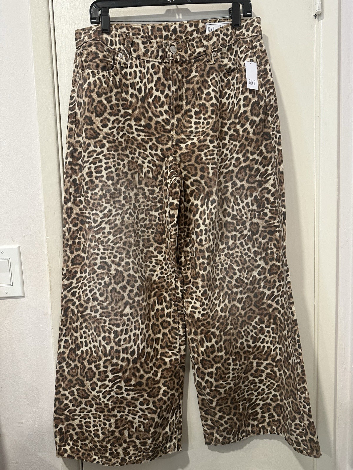 Women’s Gap Leopard Print Wide Leg Jeans