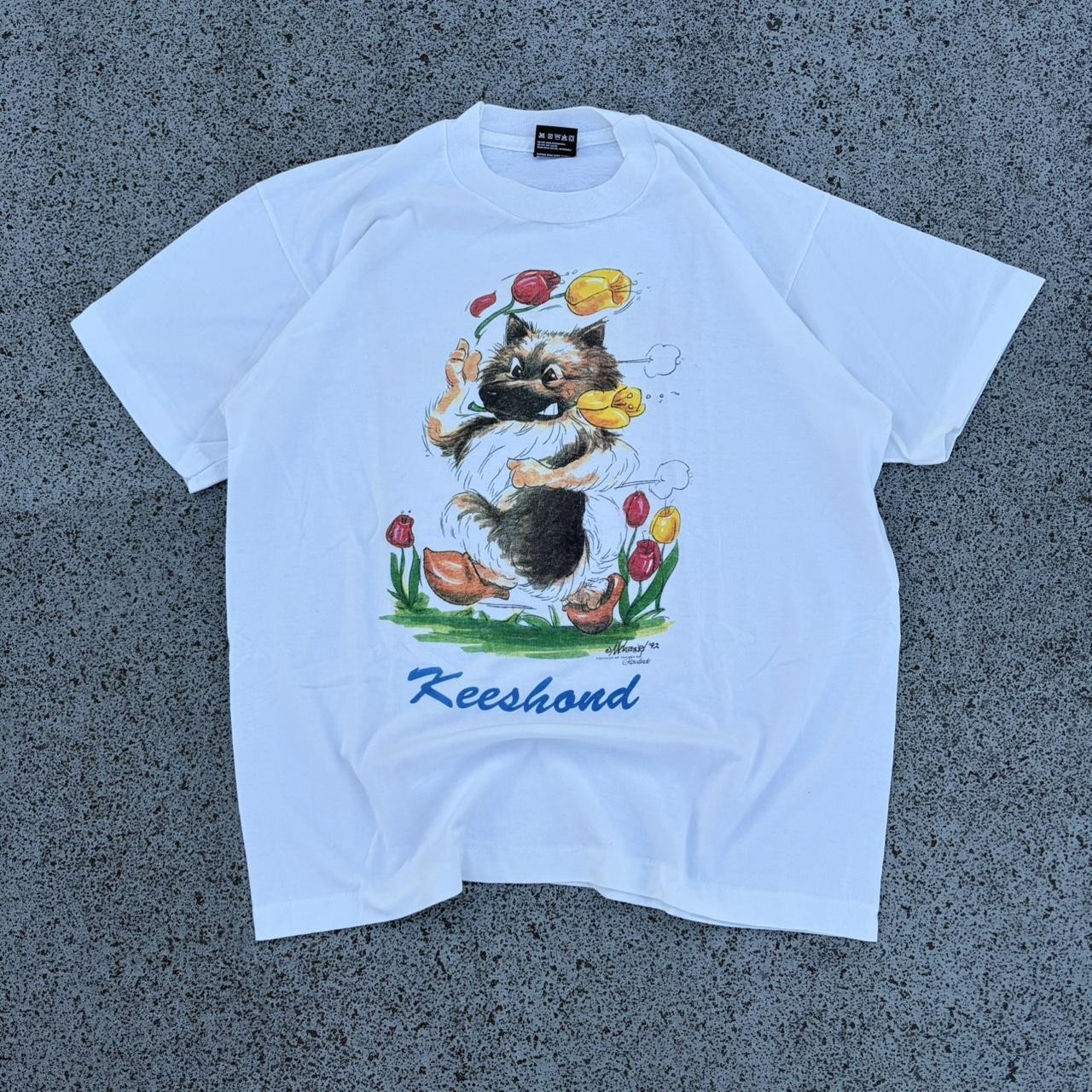 Vintage 90s Keeshond Dog with tulips art graphic tee, white,