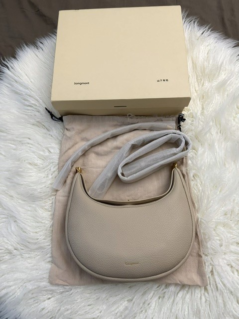EUC SONGMONT LUNA BAG IVORY