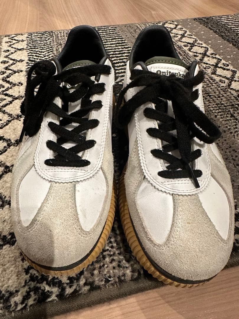 Today only 11 000 Onitsuka Tiger DELECITY 24.5cm Khaki