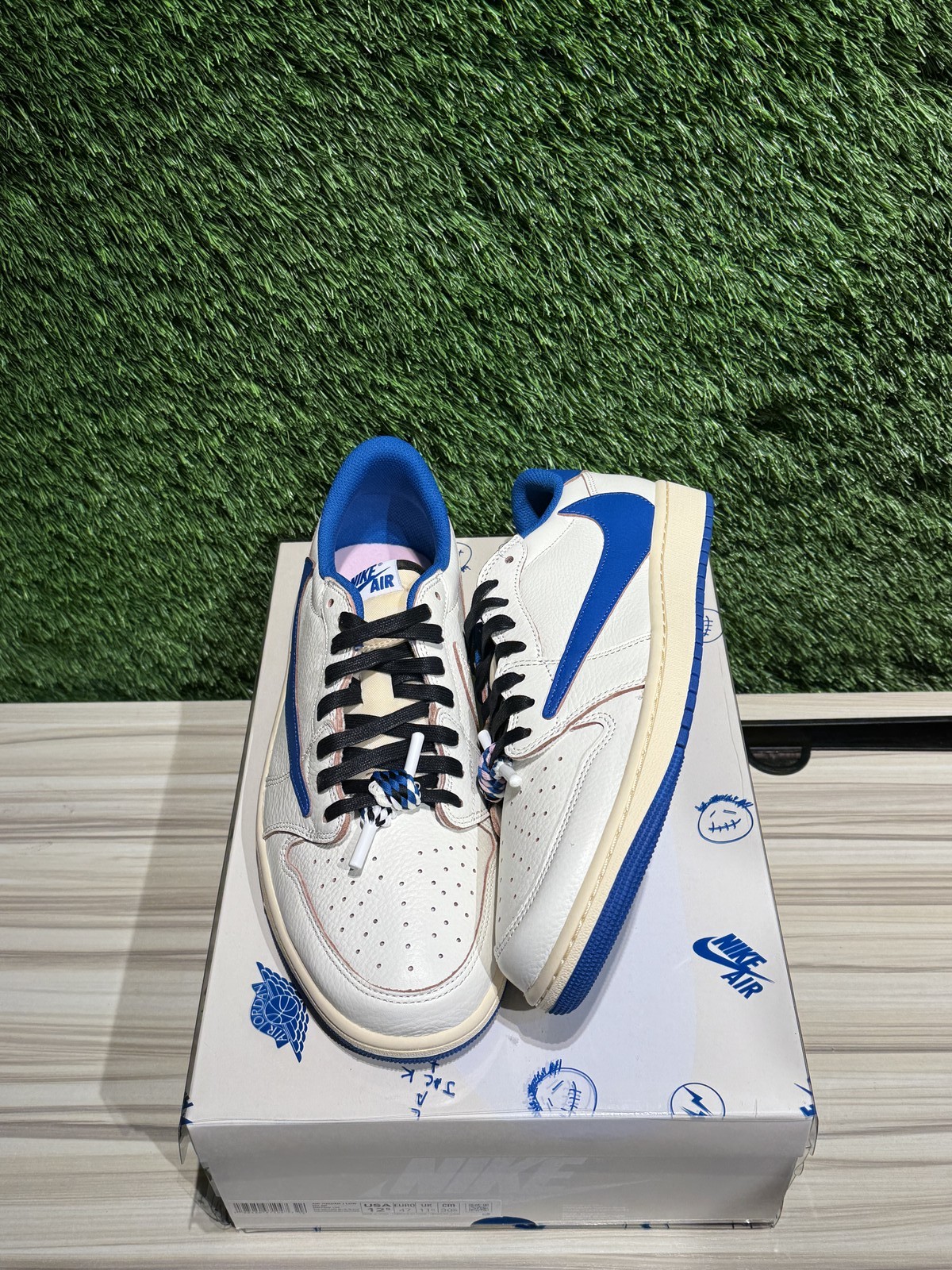 Size 12.5M/14W – Jordan 1 Retro Low OG SP Fragment x Travis Scott Sail Military