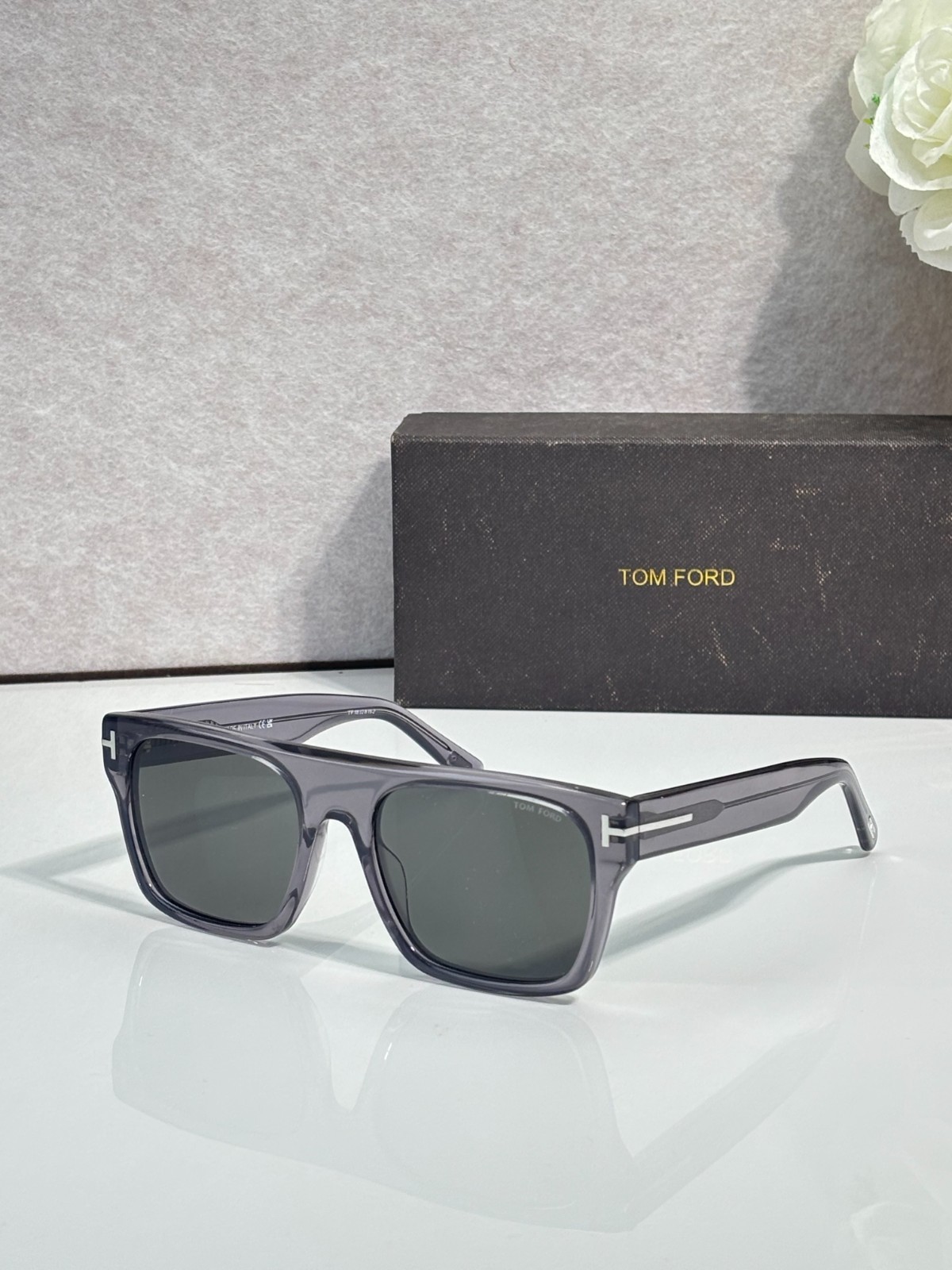 Tom Ford TF1337 Cyrus-02 Gray clear sunglasses
