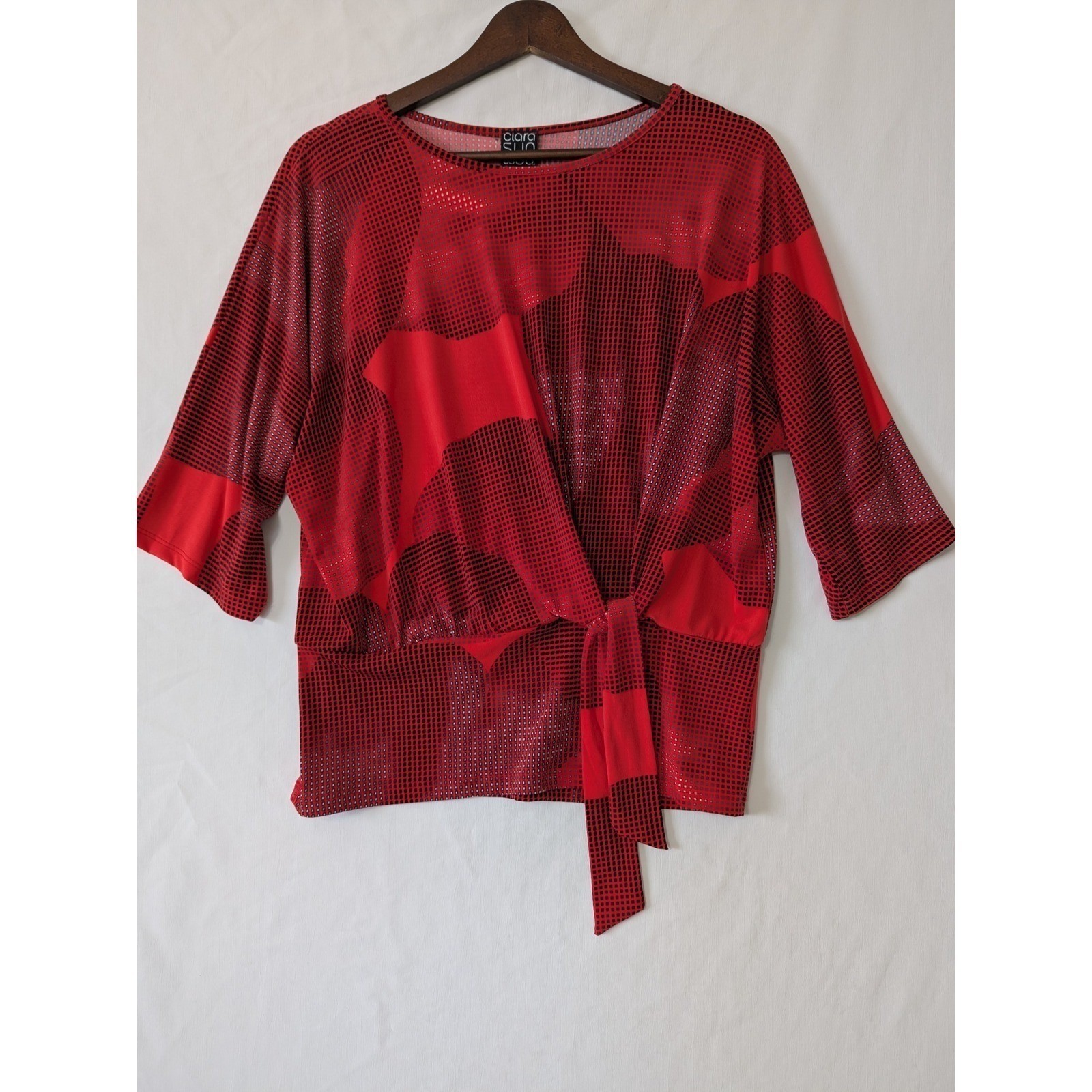 Ciara Sun Woo Red Black Geometric Print Tie Front Blouse Size S No Tuck Top