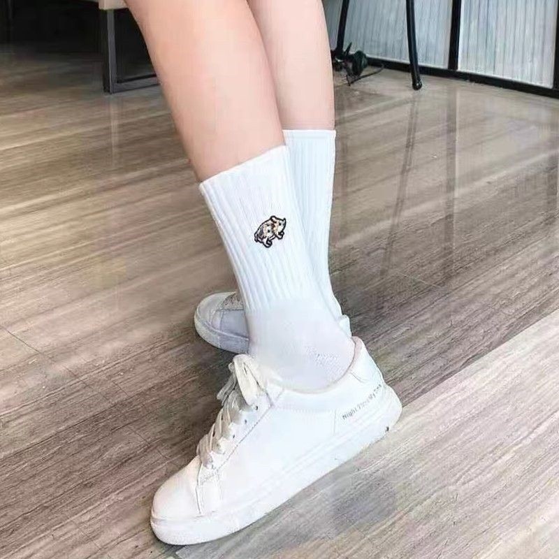 🎁2 Pairs Mens Womens Crew Socks Human Pig Comfort Made Breathable Causal Socks