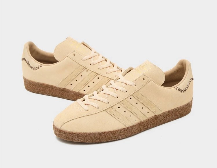adidas Originals Yabisah in Light Brown UK 12 – US 12.5 – EUR 47 1/3