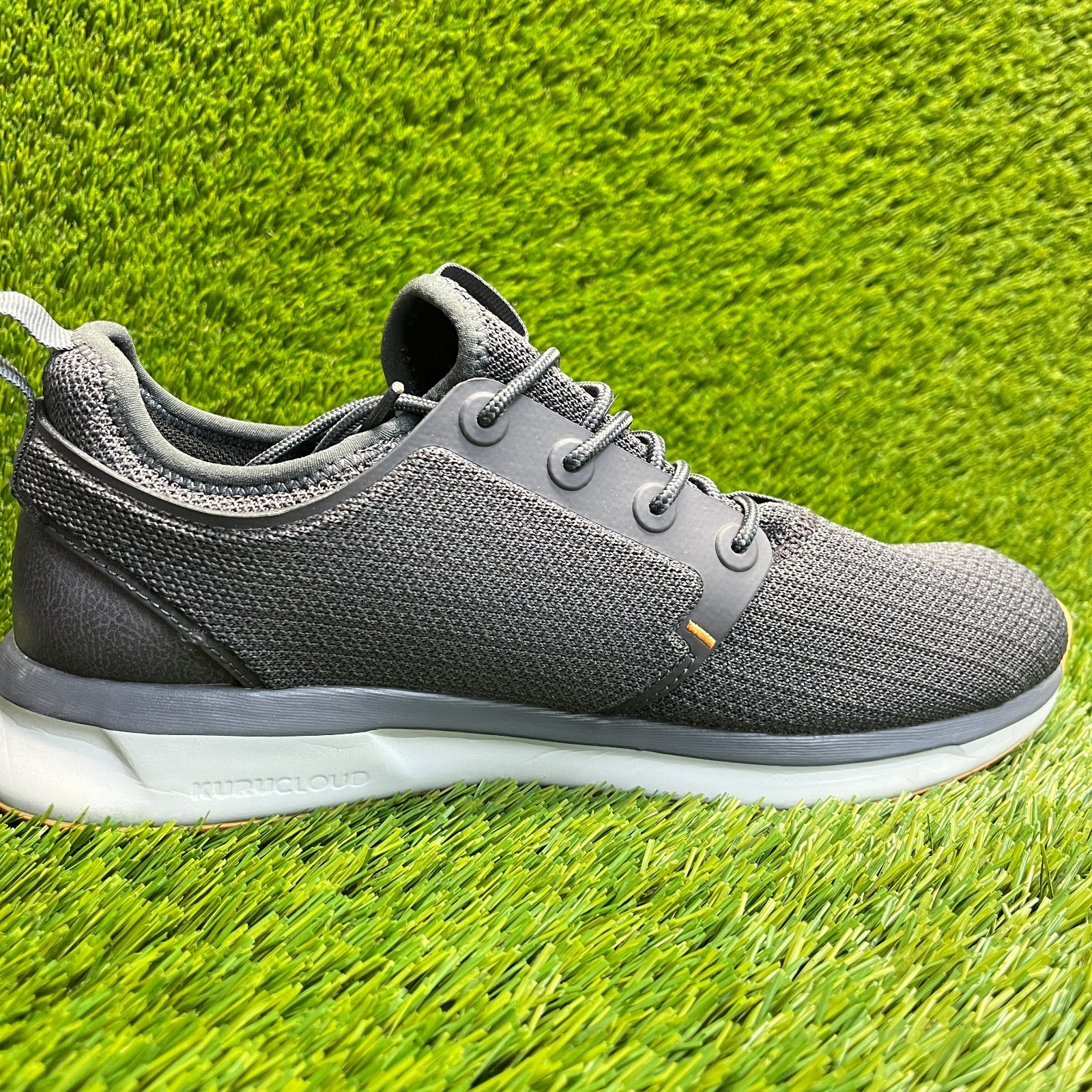 Kuru Atom Womens Size 11 Gray White Athletic Running Waterproof Shoes Sneakers