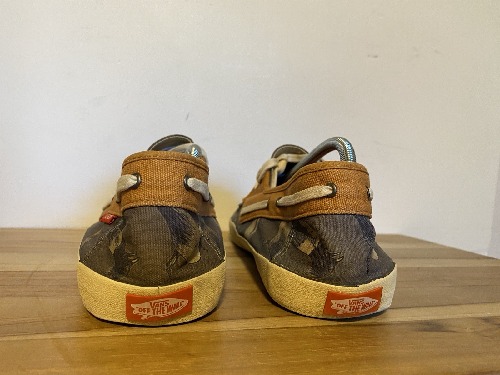 VANS Men’s Chauffeur Birds Shiitake Buckthorn Shoes Size 12 MED ~ Canvas & Nylon