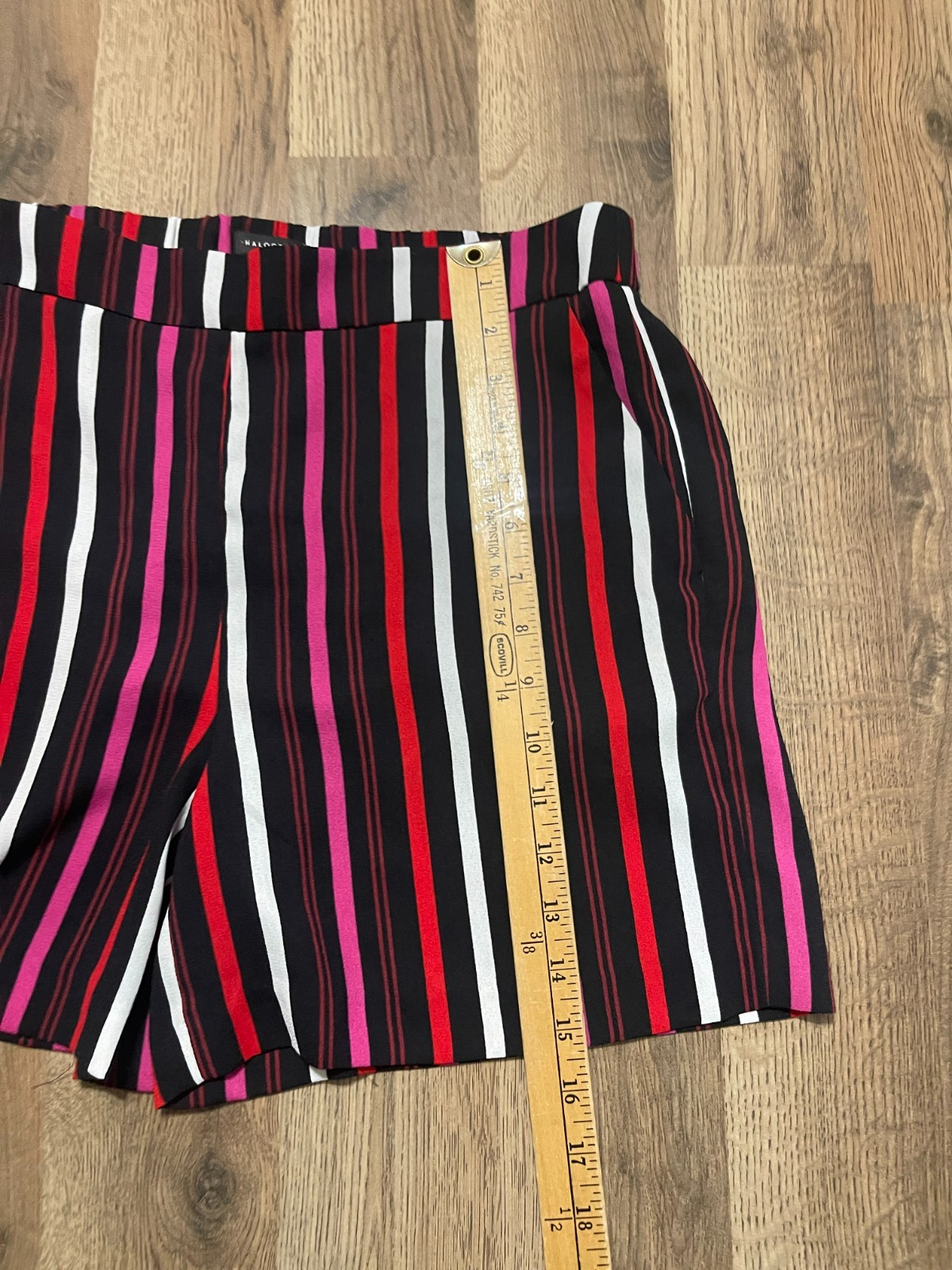 Halogen Shorts, Women’s Size Small, Black Pink Red White, Striped