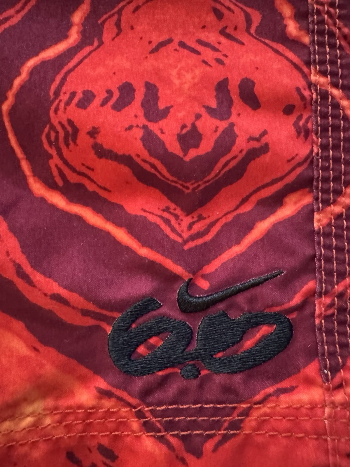 NIKE 6.0 (L/36”x10”) Lava Print Board Shorts/Swim Shorts Tie Up Waist & Pocket