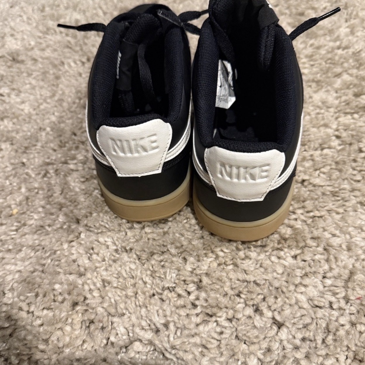 Nike Court Vision Low Black/White/Gum Low Top Lace-Up Sneakers Solid Pattern