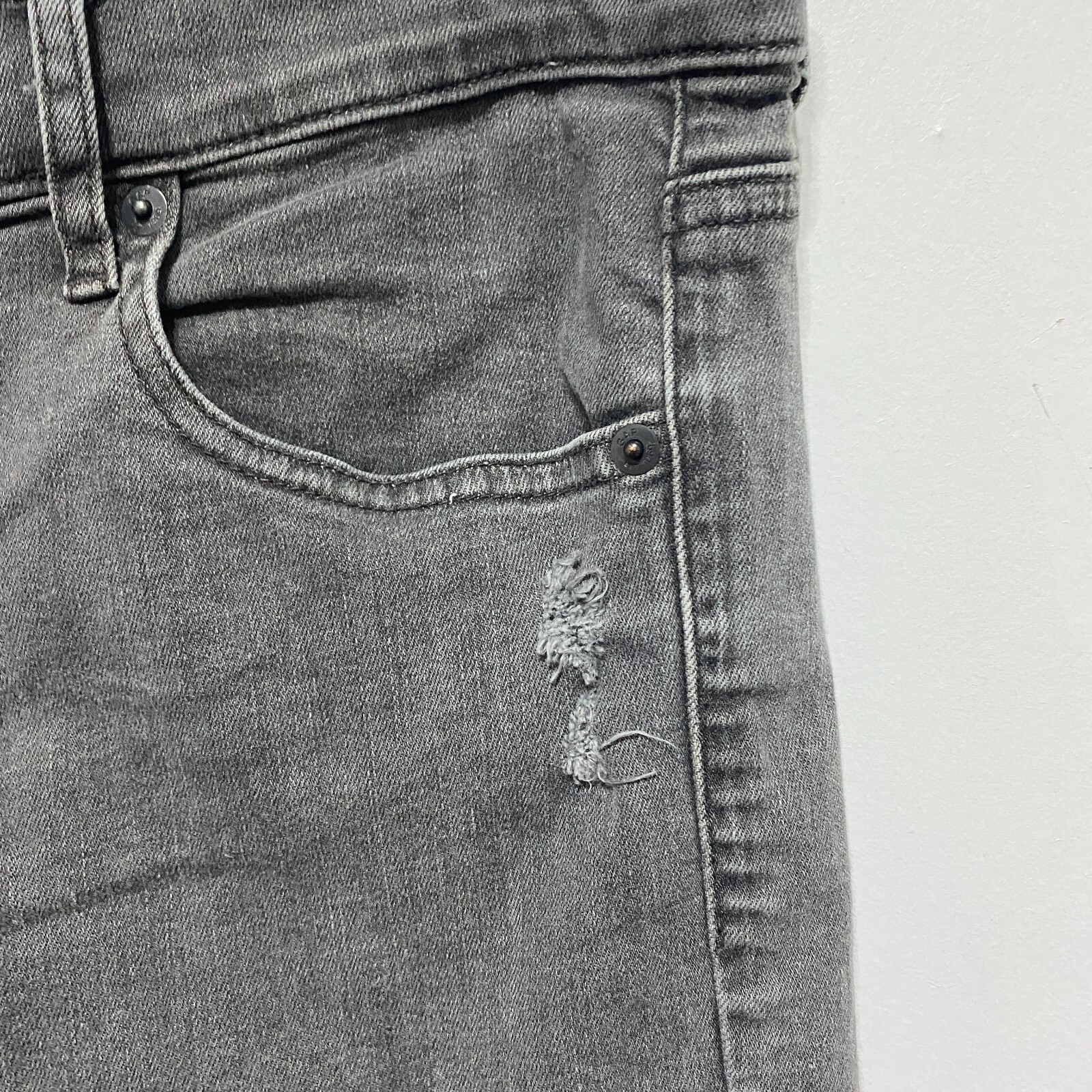 GAP Jeans Womens 32 Gray Resolution True Skinny Stretch Distressed High Rise