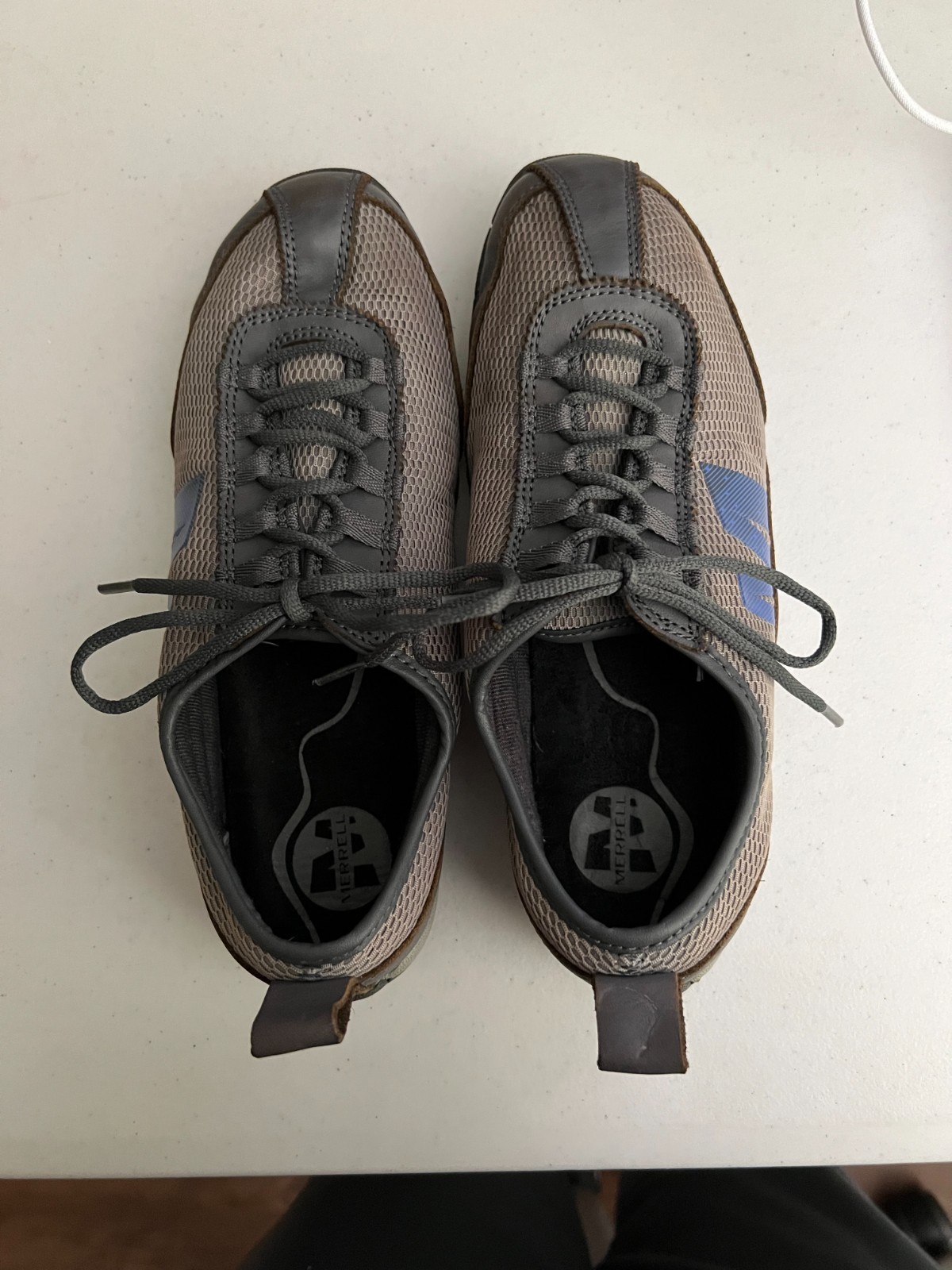 Merrell Castle Rock Womens US Size 8 Gray Leather and Mesh Trail Running Shoes