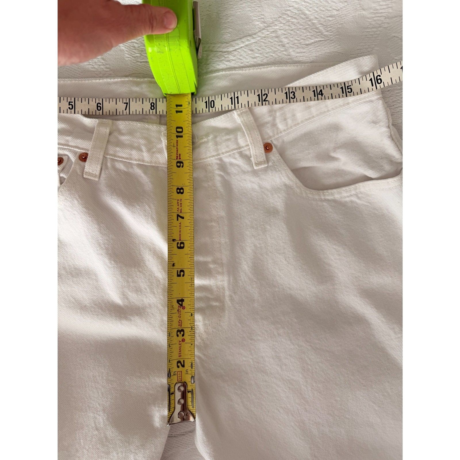 Levi’s 501 Original Fit Jeans Mens 33×30 White Straight Leg Button Fly Cotton