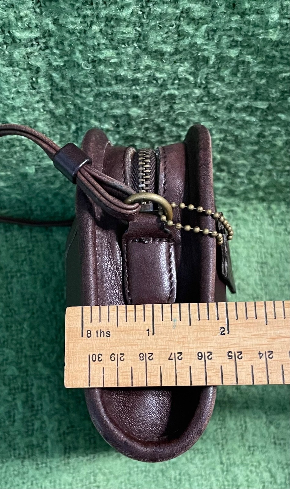 vtg COACH 9017 ABBIE Mahogany BROWN leather Crossbody Shoulder Bag zipper USA
