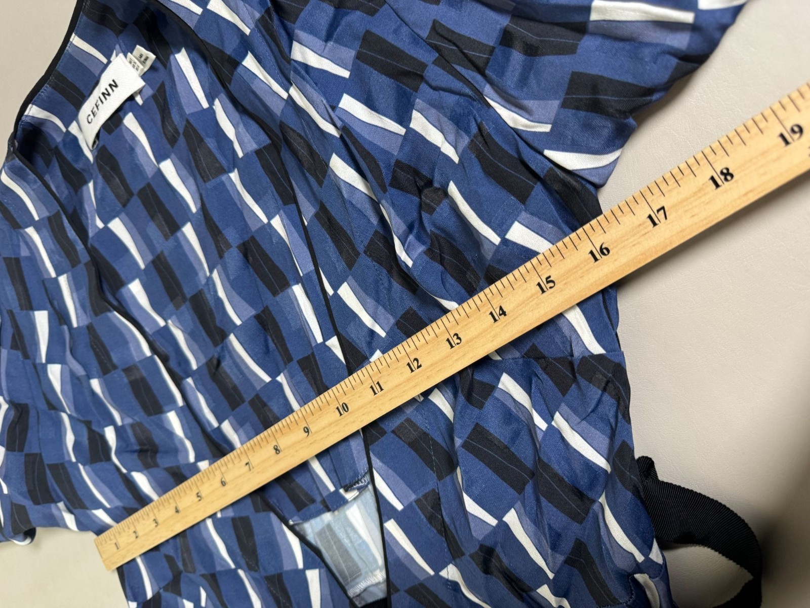 Cefinn Blue Black White Geometric True Wrap Midi Dress US Size 4 3/4 Sleeves