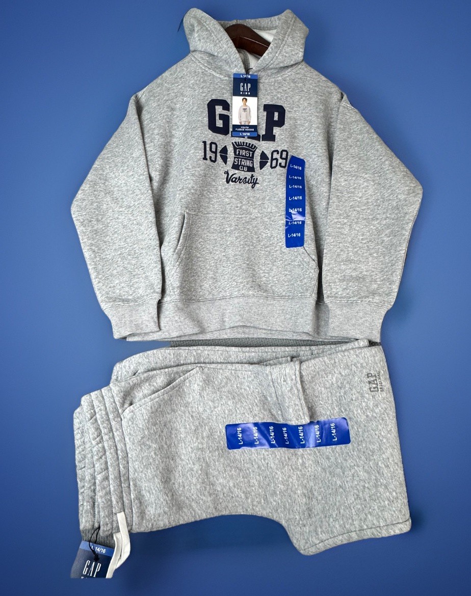 Gap Kids/Youth Gray Combo Suit – Fleece Hoddie & Fleece Pants Size L 14/16
