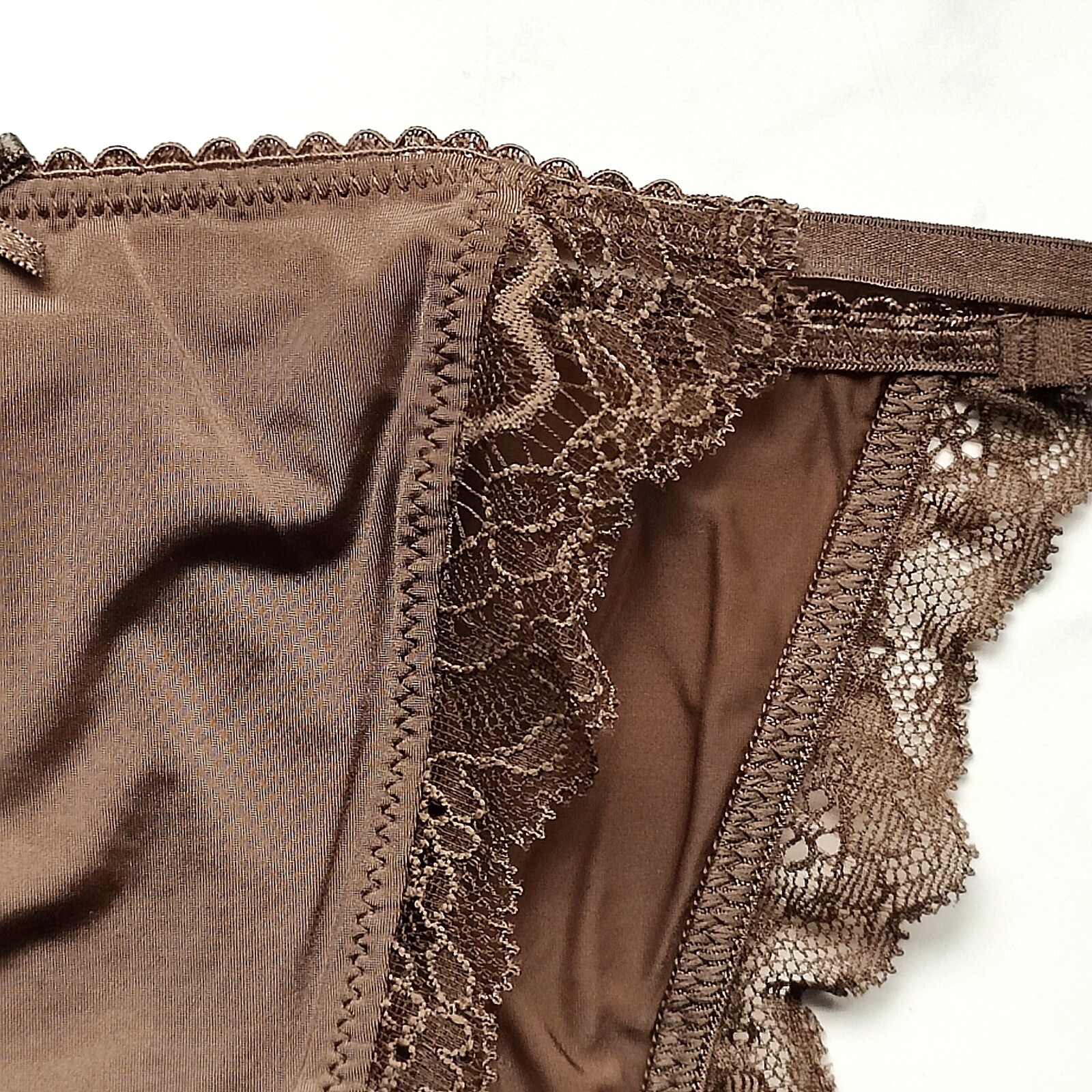 Victoria’s Secret Dream Angels Lace-Trim Smooth String Bikini Panty Mousse S/M/L