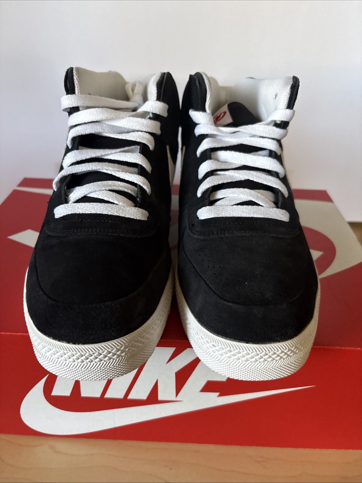 Nike Mens MAVRK 6.0 MID 2 386611-403 Black White Suede Size 10. New No Box