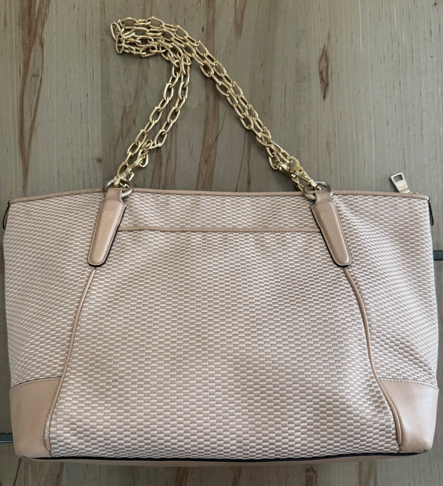Coach Ava Tan & Cream Vintage Tote Bag Shoulder Bag- Gold Chain Straps