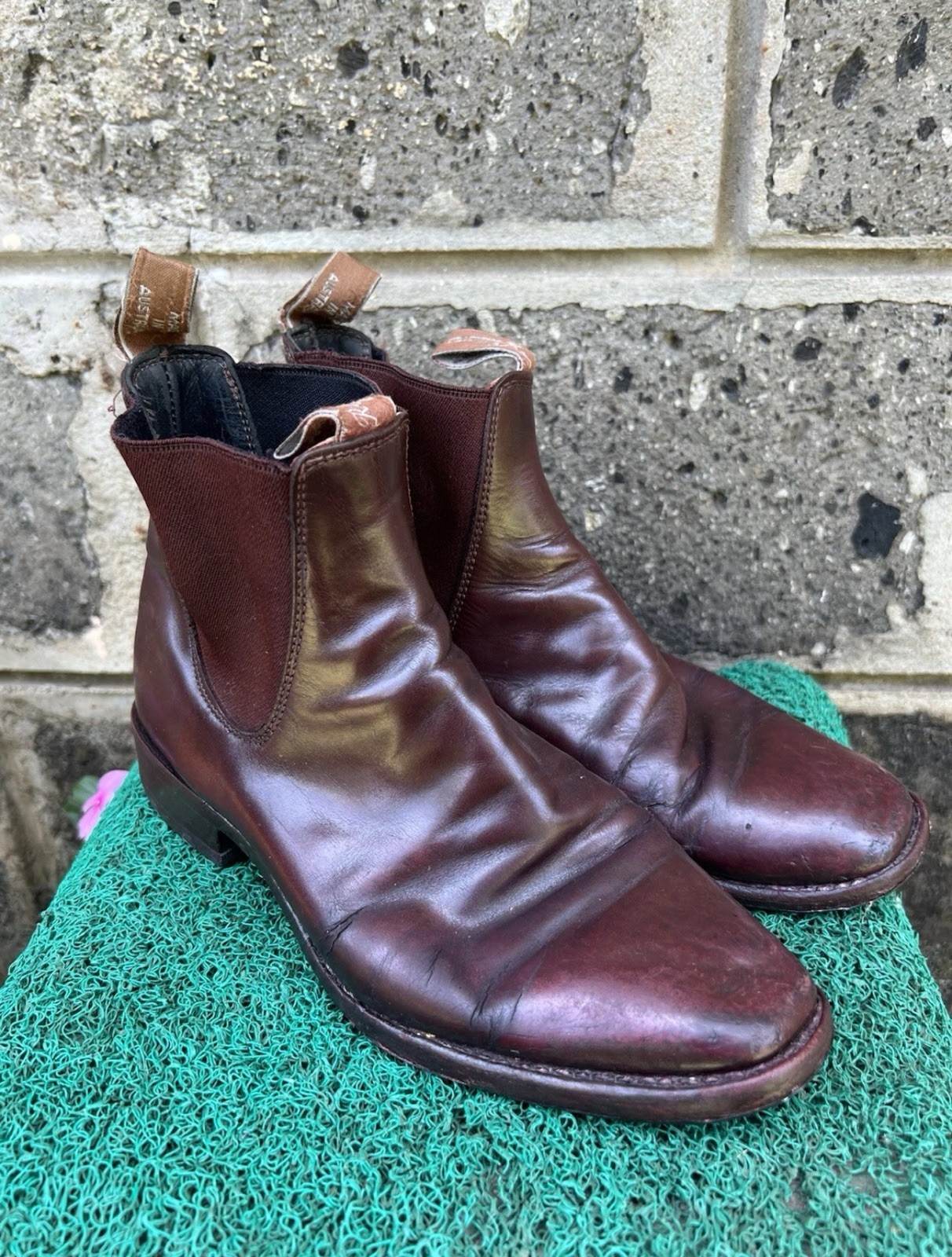 RM Williams 7.5 Comfort Craftsman Brown Leather Slip-On Chelsea Boots
