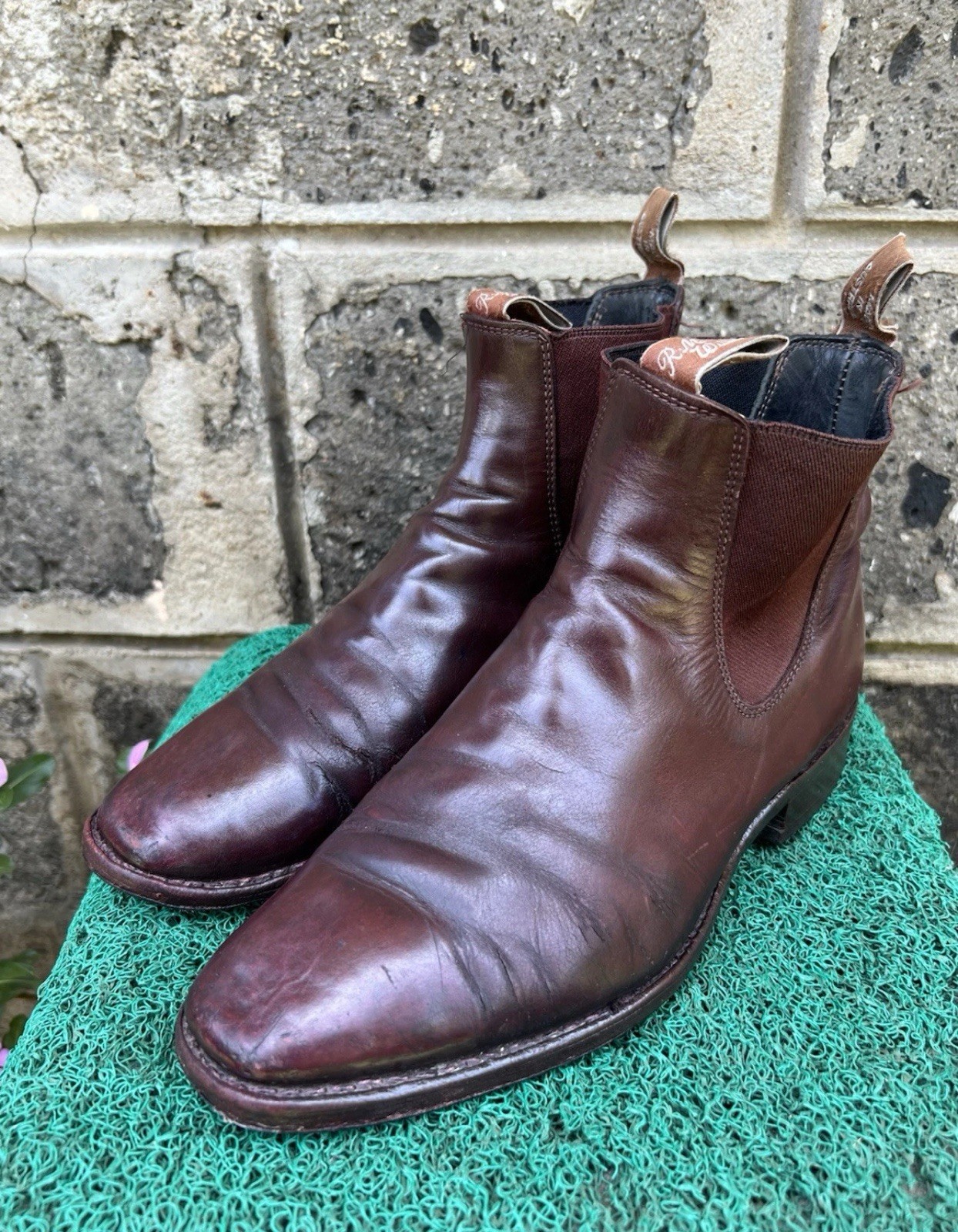 RM Williams 7.5 Comfort Craftsman Brown Leather Slip-On Chelsea Boots