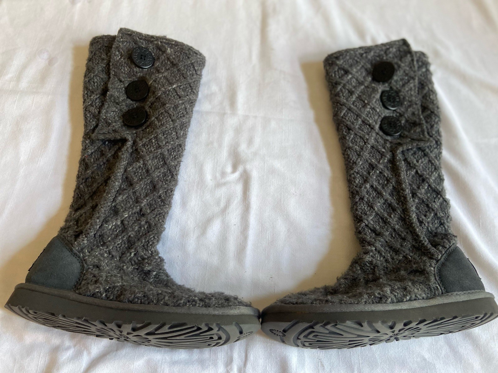 UGG Cardy Gray Knit Sweater Boots – Women’s Size 5 – Style 3066
