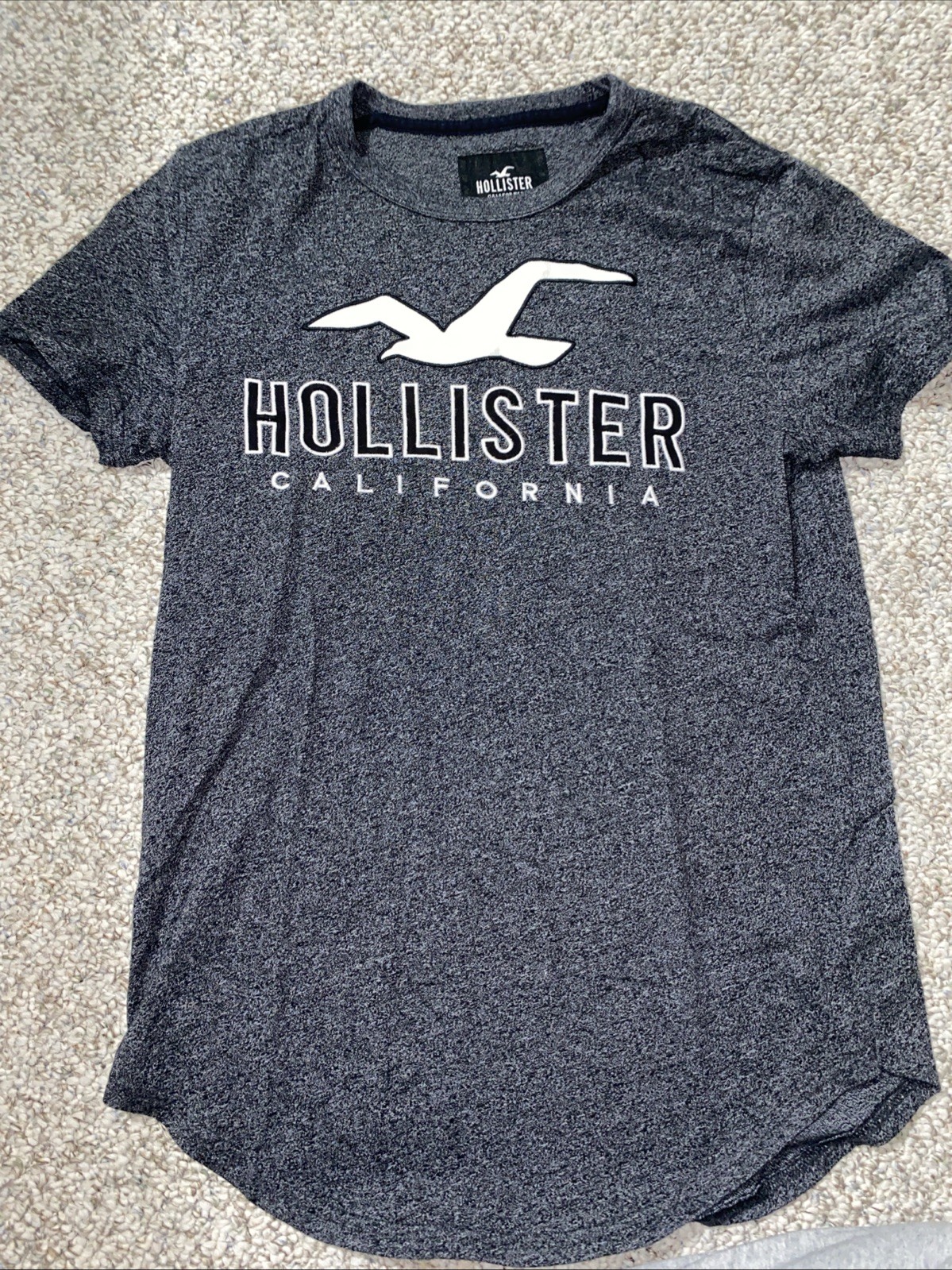 Hollister Unisex T-Shirts Small Short Sleeve Logo Crew Neck Tee Light/Dark Grey