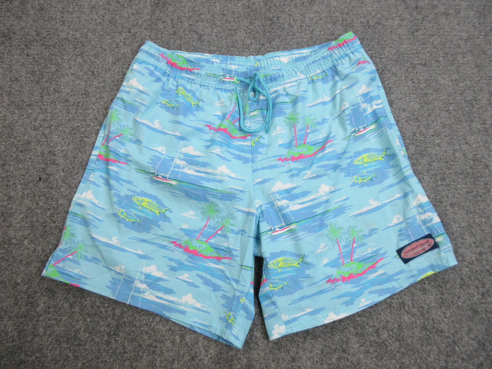 Vineyard Vines Swim Shorts Mens Medium Island Fish Print Summer 2022 Drawstring