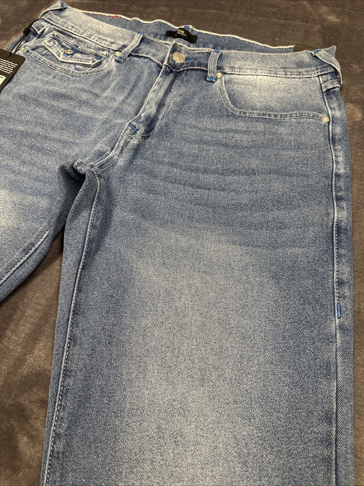 True Religion Geno “Light Pacific Wash” 33×32/Blue Relaxed Slim #700986