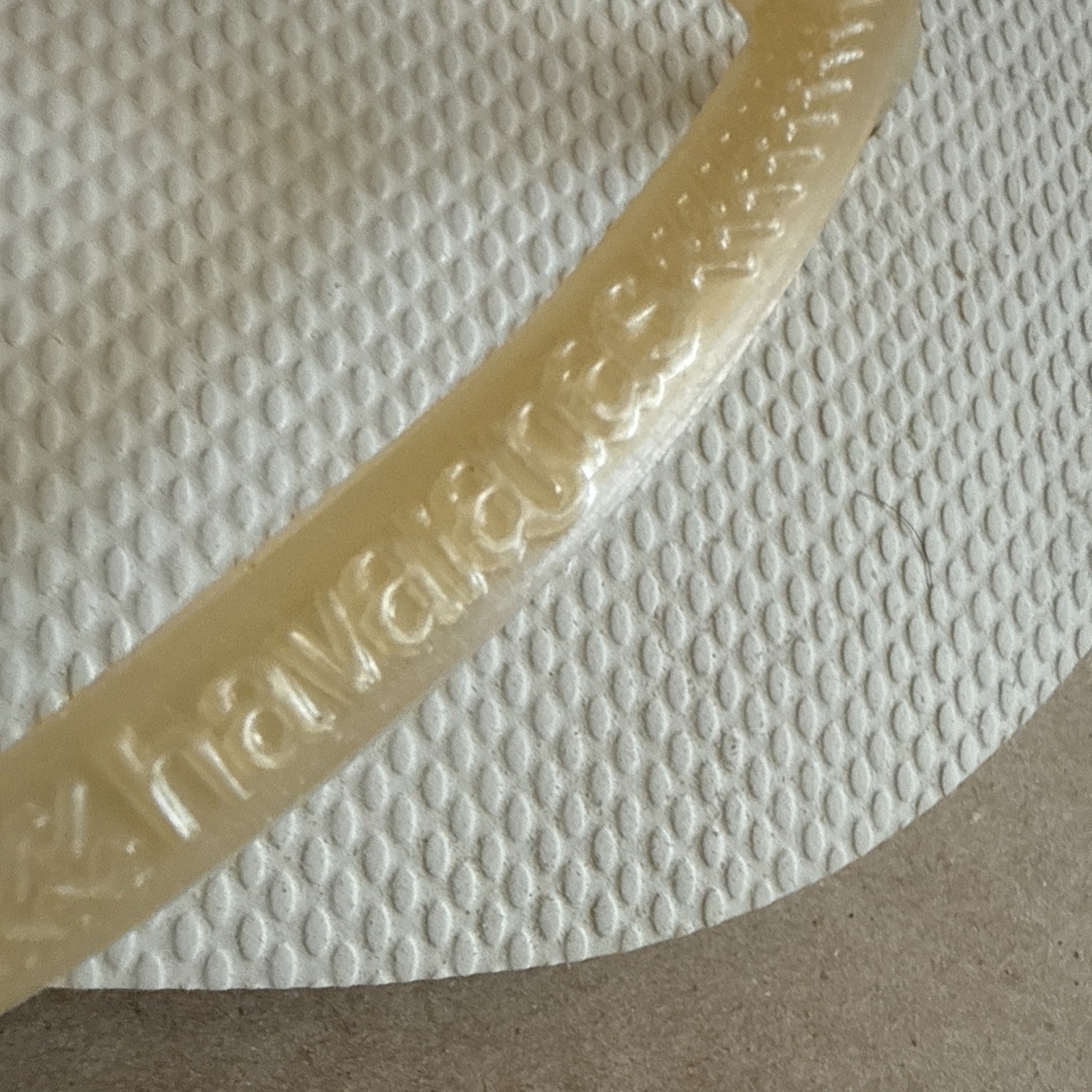 Havaianas Slim White Pearlized Straps 41/42 – New