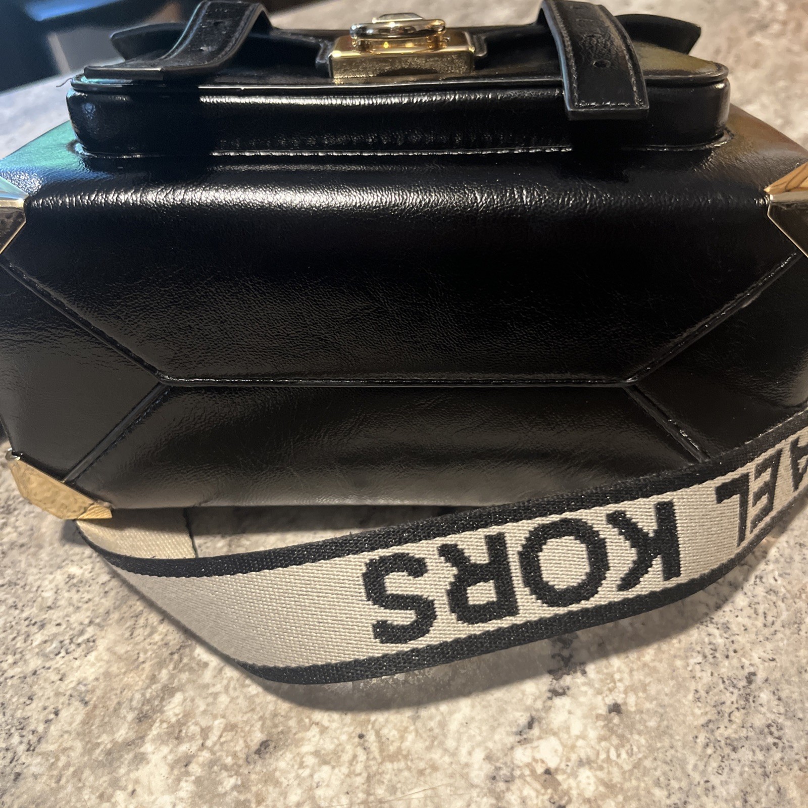 Michael Kors Manhattan Medium Patent Leather School Satchel Black