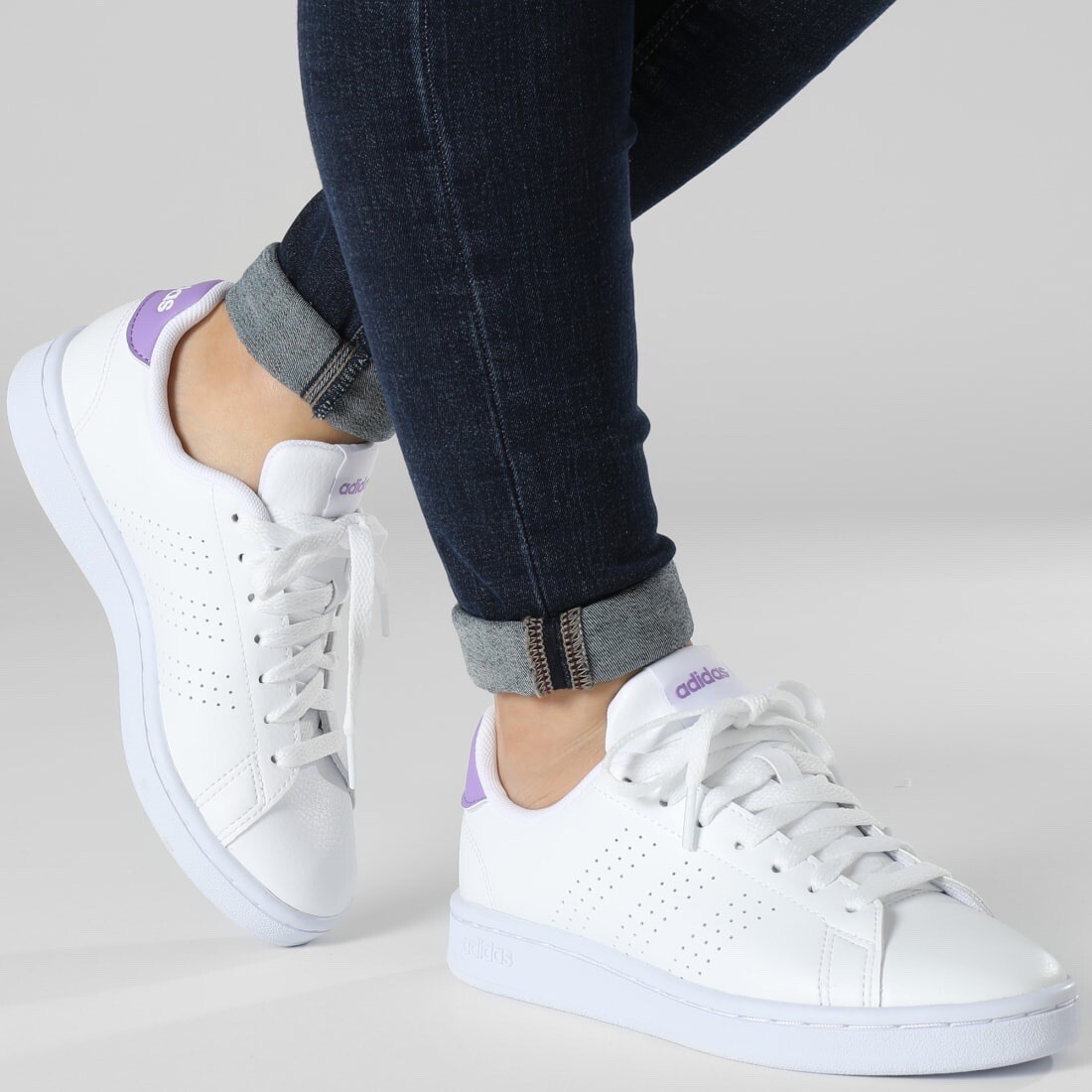 Adidas Advantage Women’s Size 8.5 Tennis Shoe White Sneaker Trainer #320