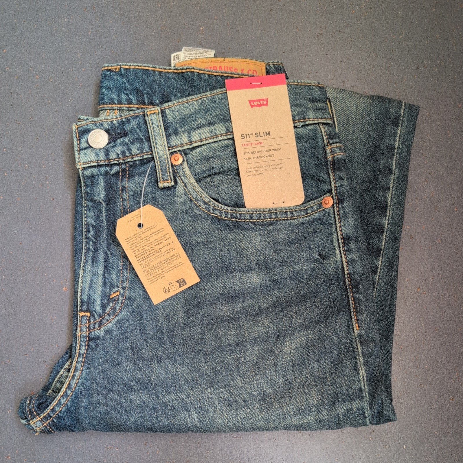 Levi’s Men’s 511 Slim Fit Jeans 31×30. New With Tags.