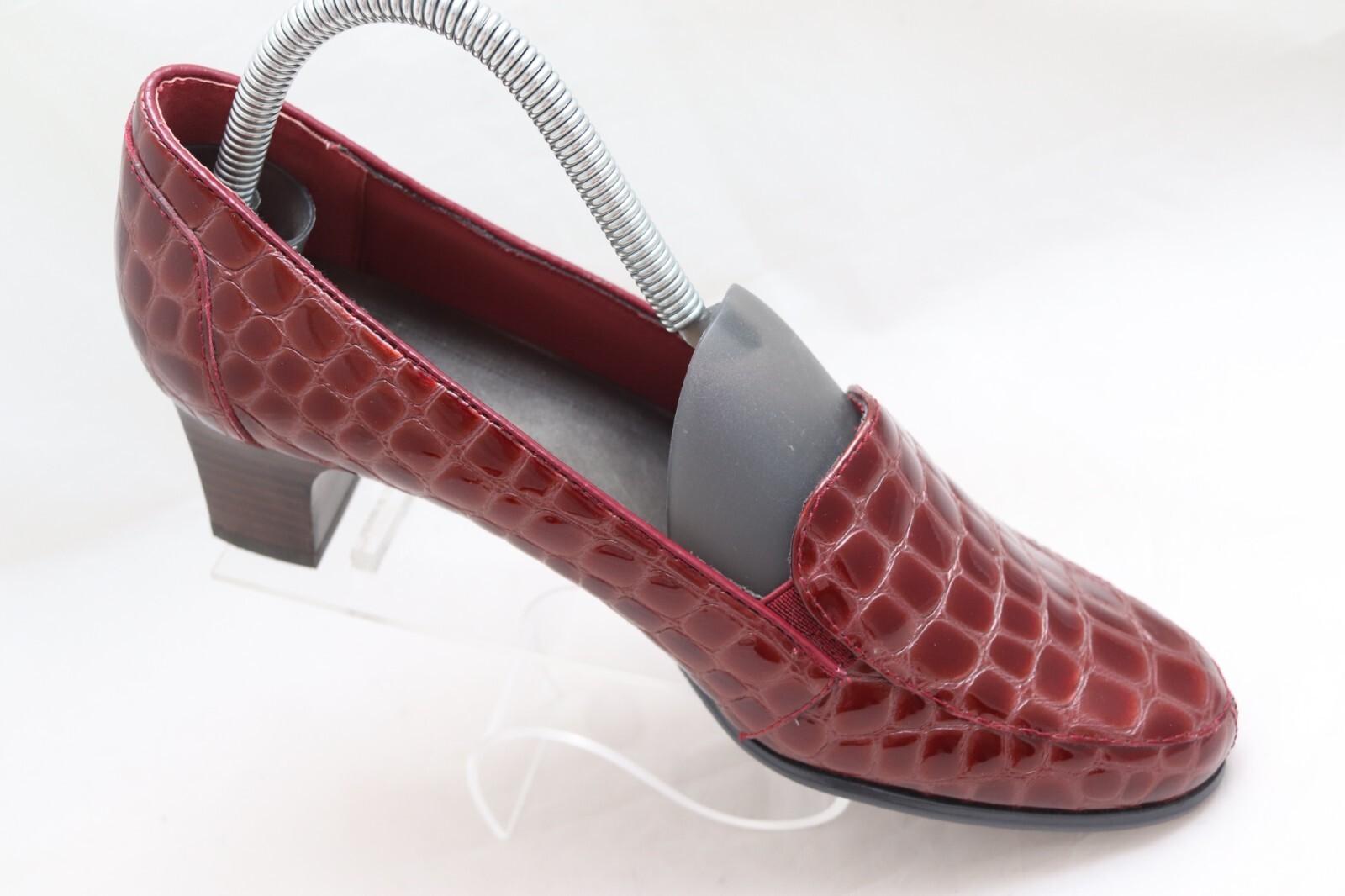 TROTTERS Women’s Size 9M Croc Print Patent Leather Slip On Pumps T1274