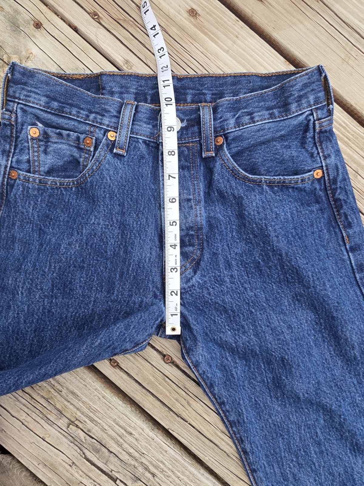 Levi’s 501 Original Classic Fit Straight Leg Men’s Jeans 28×30 Dark Stonewash