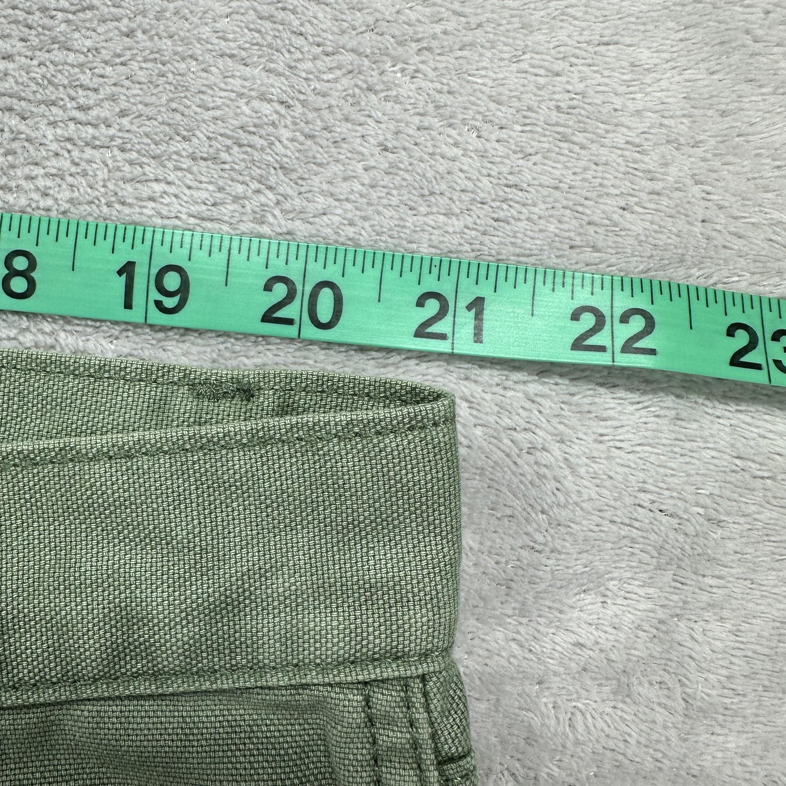 GAP Carpenter Shorts Mens 40 Twig Green Utility Canvas Hammer Loop Workwear