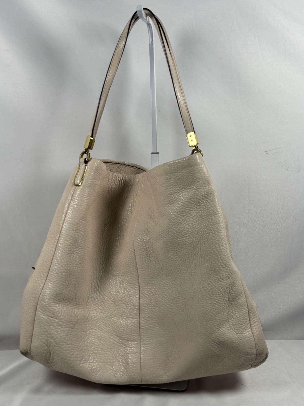 COACH Madison Phoebe 24621 Taupe Pebbled Leather Shoulder Bag